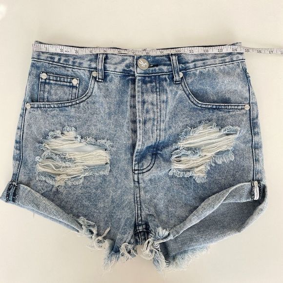 One teaspoon Outlaws Distressed Denim Shorts 26 - Picture 4 of 10